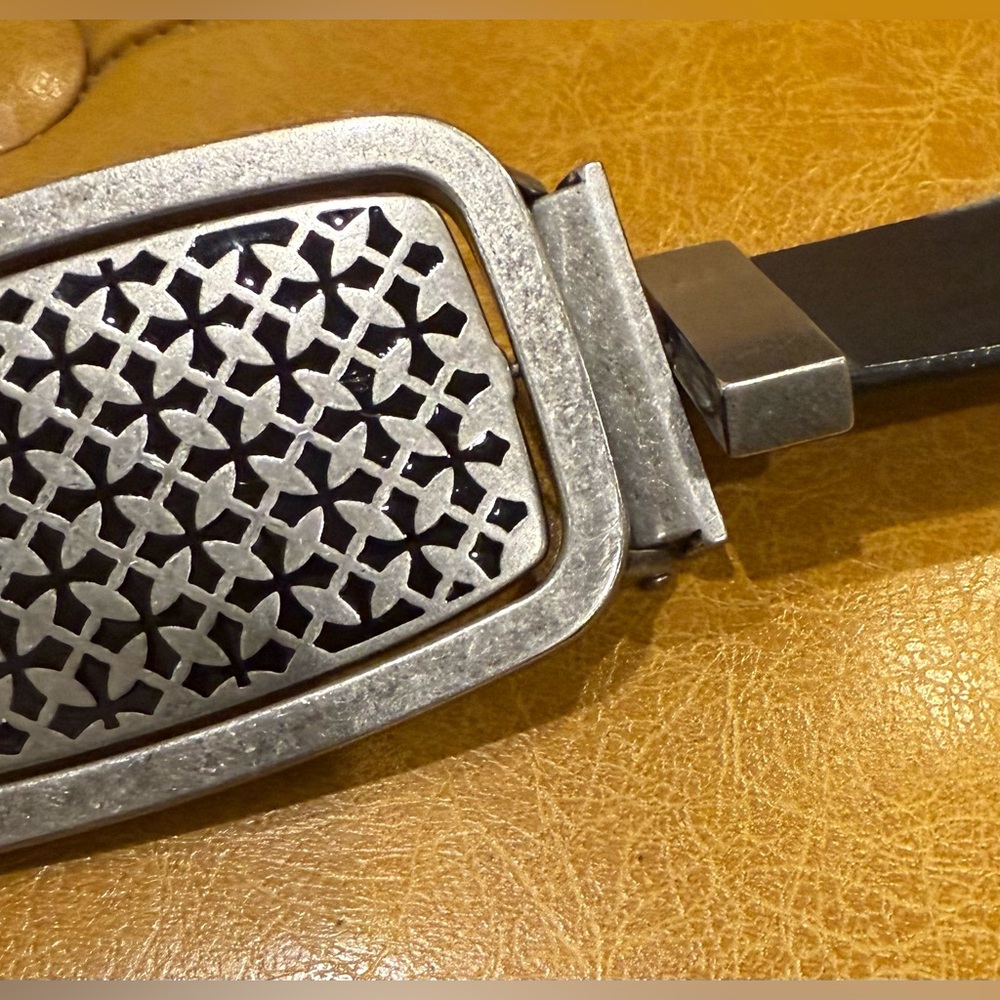Guess Reversible belt - Picture 3 of 11
